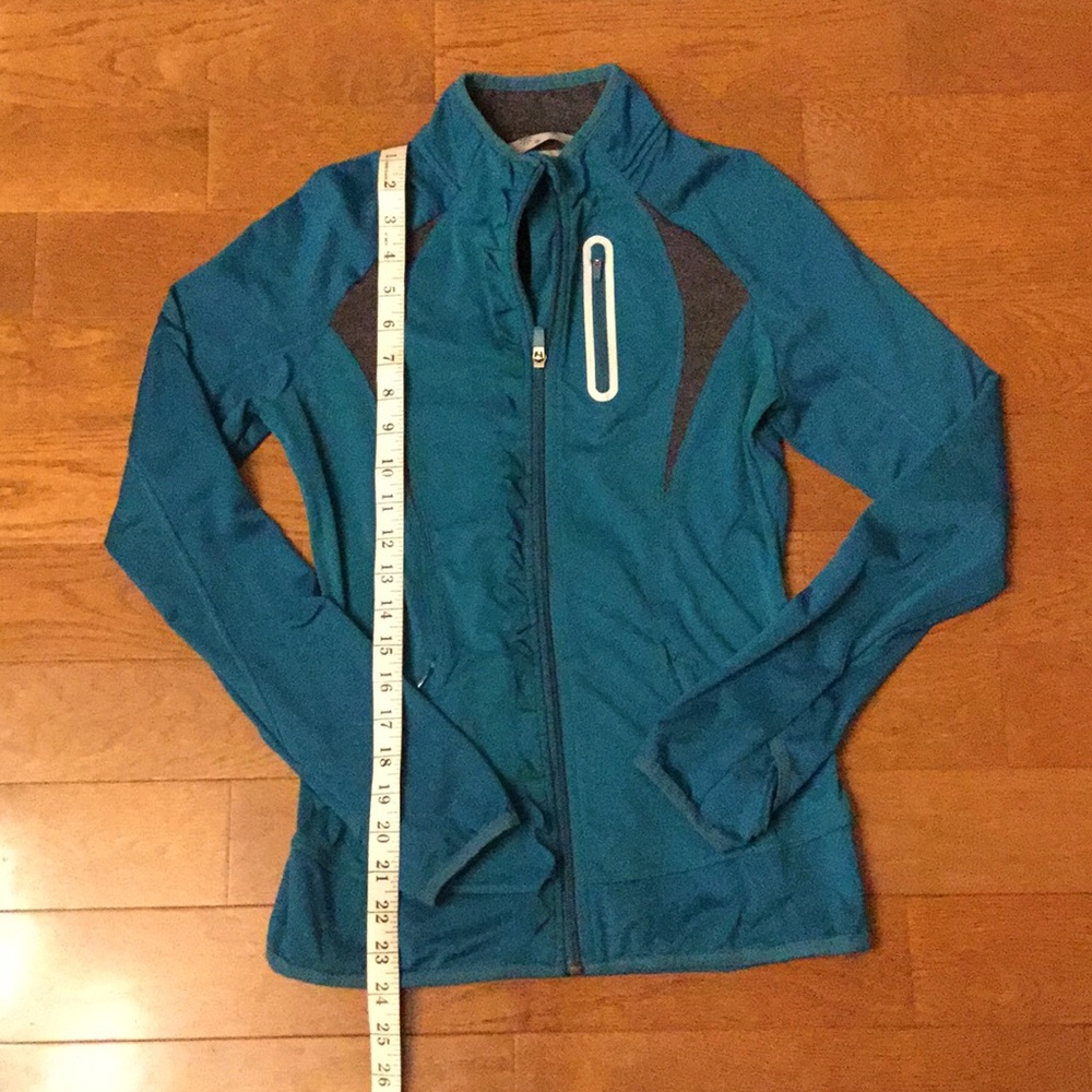 💕Athleta Reflective Prevail Jacket/Coat💕 - Picture 9 of 14